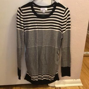 Maternity sweater